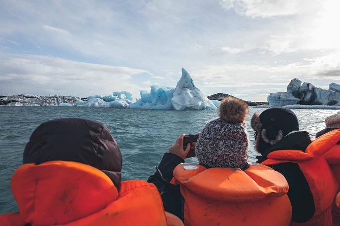 South Coast, Diamond Beach and Glacier Lagoon Day Tour - Eyjafjallajökull and the volcano pass: history from the window seat