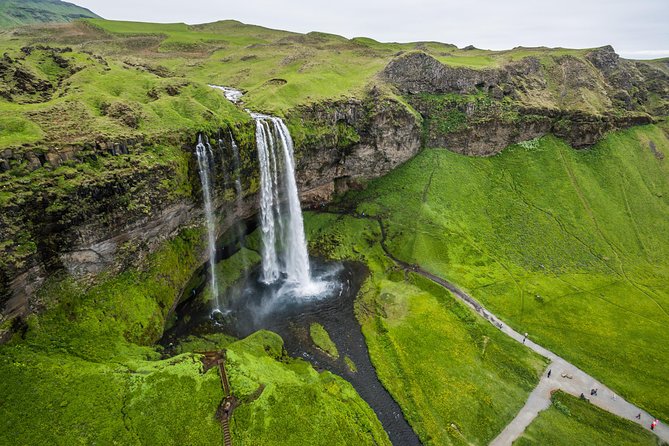 South Coast, Reynisfjara Beach & Waterfalls Small-Group Day Trip from Reykjavik - Skógafoss: A Waterfall That Fills the Air