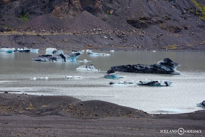 South Coast Tour: Glaciers, Waterfalls & Black Sand Small Group - How to plan your day for comfort and better photos