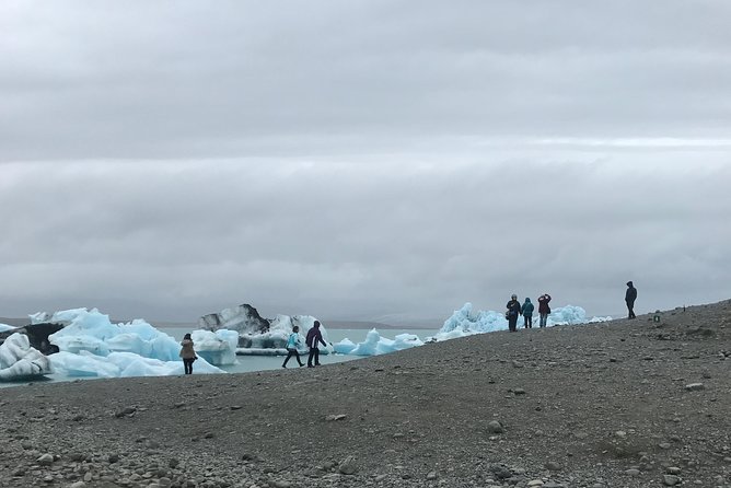 South Iceland and Glacier Lagoon: Jökulsárlón with Boat Tour - Seljalandsfoss: The Waterfall You Can Walk Behind