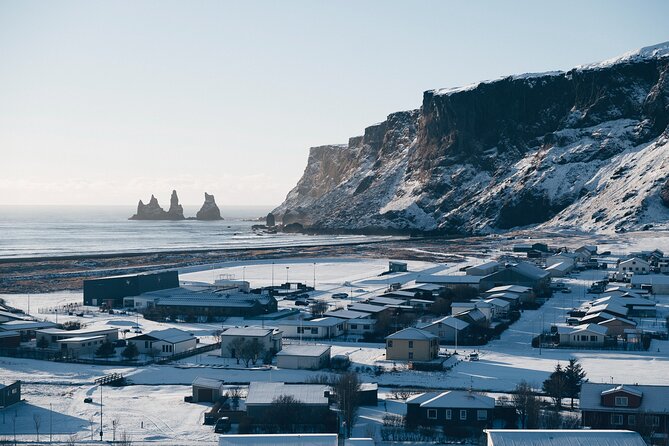 South Iceland Highlights and Northern Lights Combo Full-Day Tour - Stop 3: Reynisfjara black sand beach and the waves you respect