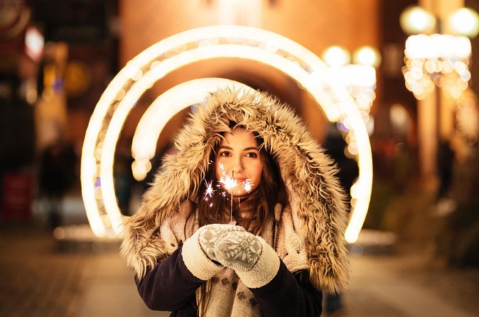 Special Magic Christmas Private Tour in Keflavik - How the guide turns Christmas decor into real context