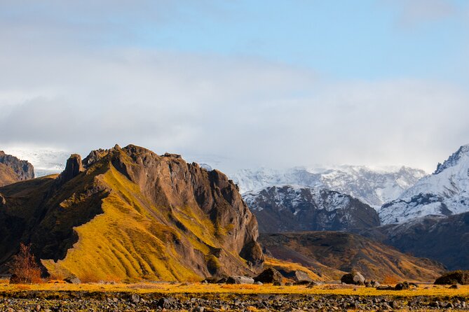 Super Jeep Private Tour at Thórsmörk - Base camp warmth: coffee, Icelandic snacks, and a mid-afternoon reset
