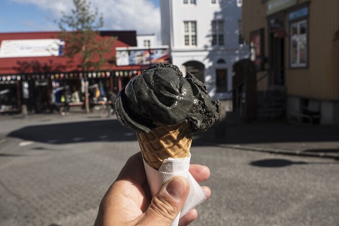 The Icelandic Sweet Tooth Tour - Ísbúðin litla Valdís ice cream: the Iceland-any-weather rule