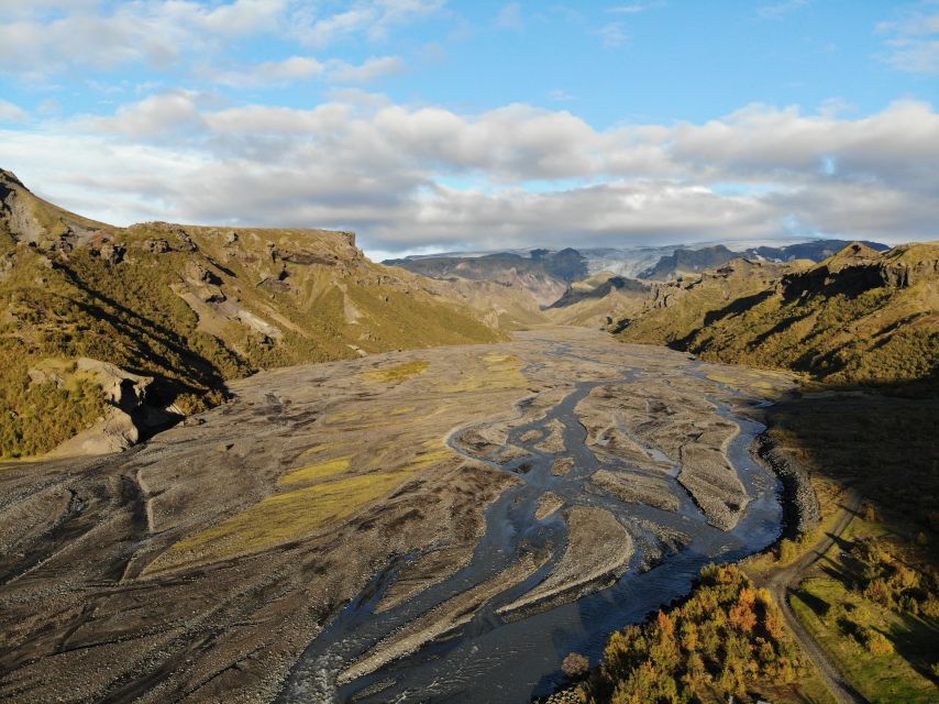 Þórsmörk ( Thorsmork valley ) private Super Jeep - Private Super Jeep and English guide: the value in the details
