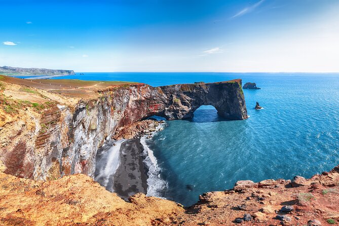 Unforgettable 5-Day Iceland Stopover Tour - Group size, pickup timing, and the driver wildcard