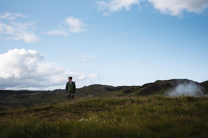 Vacation Photographer in Reykjavík - Working With a Pro Photographer (Posing That Feels Natural)