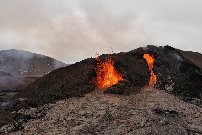 Volcano Hike and Grindavík Visit from Reykjavik - More Than Two Stops: Geothermal and Tectonic Views You May Encounter