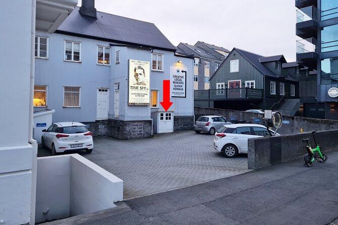 Was James Bond Icelandic? Ticket with One Hour Lecture - Quick highlights: what makes this True Spy session special